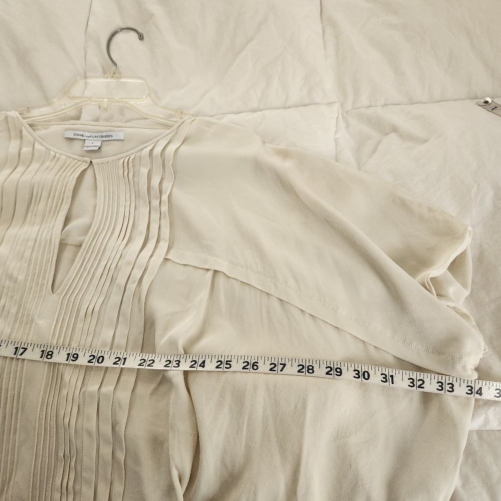 diane von furstenberg top Ivory Silk Pleated Size L Khalila Stretch - Picture 8 of 11